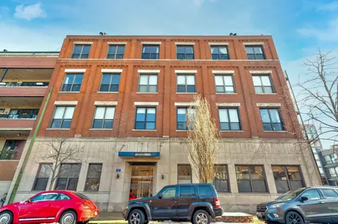 2525 N Sheffield Ave #3F, Chicago, IL 60614