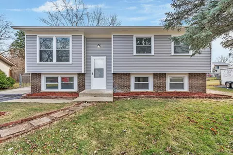 148 Butternut Dr, Bolingbrook, IL 60440