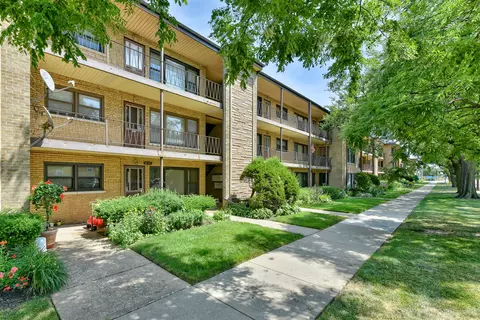 4839 N Harlem Ave #3, Chicago, IL 60656