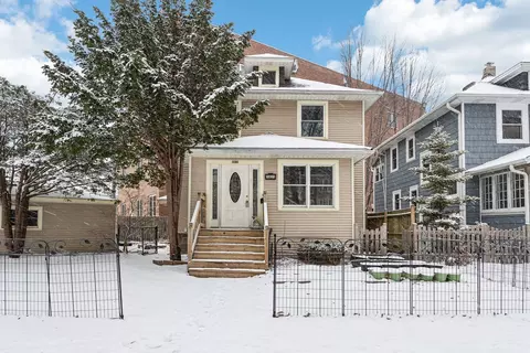 1821 Lincoln St, Evanston, IL 60201
