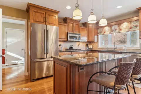 245 Cold Spring Rd, Barrington, IL 60010 photo 7