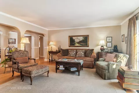 245 Cold Spring Rd, Barrington, IL 60010 photo 5