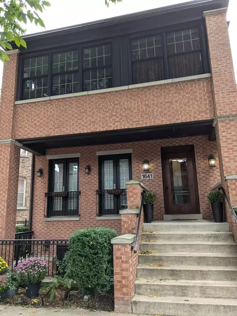 1641 W Winona St #A, Chicago, IL 60640