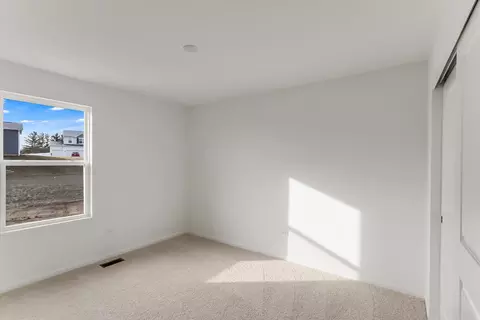 Bedroom - 625 Cloverleaf Dr, Marengo, IL 60152 photo 6 of 6