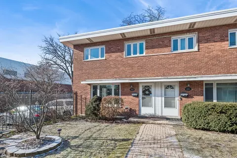 1005 Peterson Ave #D, Park Ridge, IL 60068
