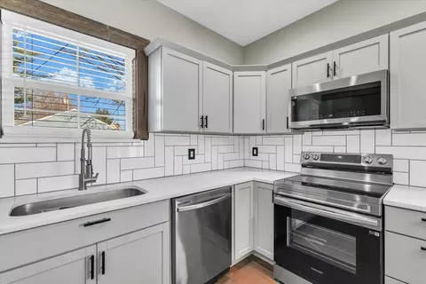 237 E Franklin St, Paxton, IL 60957 photo 14