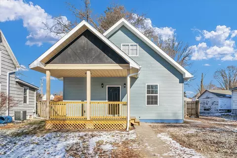 237 E Franklin St, Paxton, IL 60957