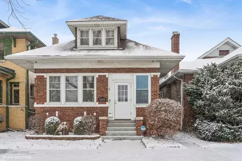 5040 N Albany Ave, Chicago, IL 60625