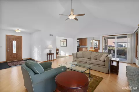 5 N962 Kettlehook Ct, Saint Charles, IL 60175 photo 5
