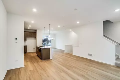 Living - 1121 Dock St, Des Plaines, IL 60018 photo 3 of 4