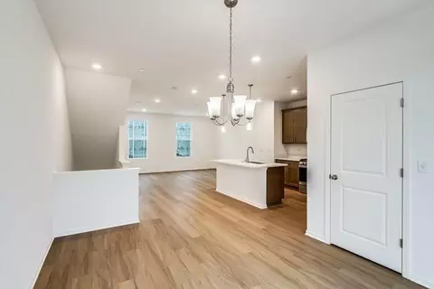 Other - 1121 Dock St, Des Plaines, IL 60018 photo 3 of 7