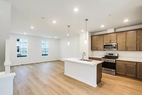 Other - 1121 Dock St, Des Plaines, IL 60018 photo 5 of 7