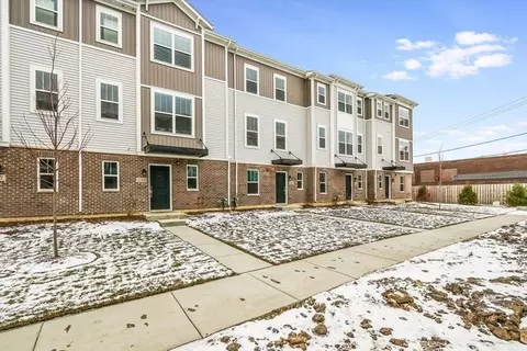 Other - 1121 Dock St, Des Plaines, IL 60018 photo 2 of 7