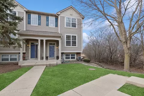 28776 W Pondview Dr, Lakemoor, IL 60051 photo 2