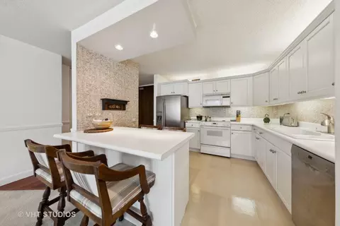 360 E Randolph St #2207, Chicago, IL 60601 photo 7