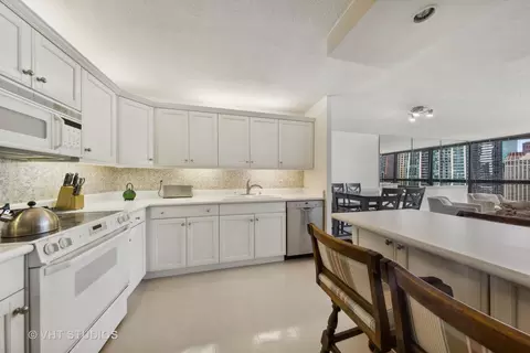 360 E Randolph St #2207, Chicago, IL 60601 photo 6