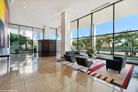 360 E Randolph St #2207, Chicago, IL 60601 photo 25