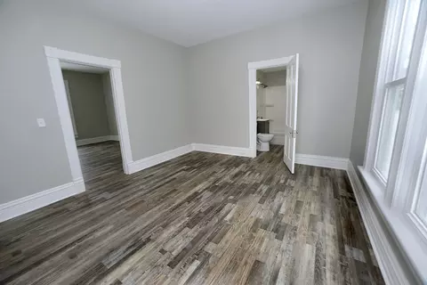 420 E Main St, Ottawa, IL 61350 photo 8