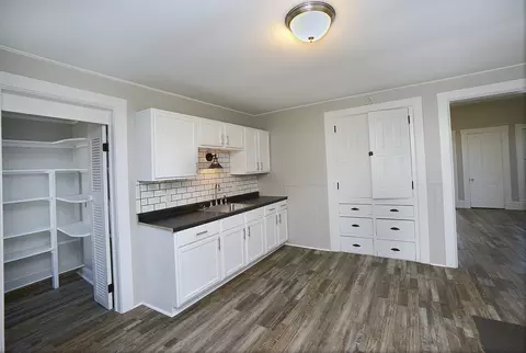 420 E Main St, Ottawa, IL 61350 photo 6