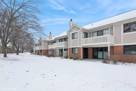 Exterior - 1180 Buckingham Ct #A1, Wheeling, IL 60090 photo 3 of 6