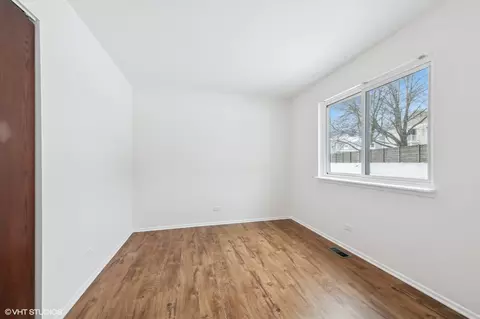 Bedroom - 1180 Buckingham Ct #A1, Wheeling, IL 60090 photo 2 of 3
