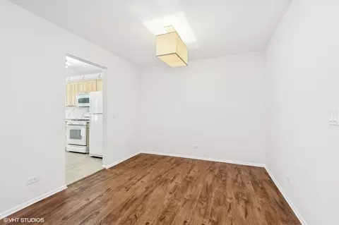 Dining - 1180 Buckingham Ct #A1, Wheeling, IL 60090 photo 1 of 1