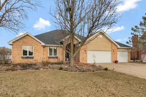 21235 Brittany Dr, Frankfort, IL 60423