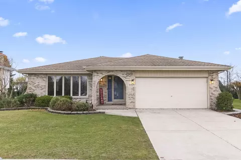 8429 Rob Roy Dr, Orland Park, IL 60462