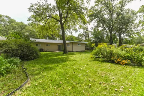 Exterior - 16218 Saint Louis Ave, Markham, IL 60428 photo 4 of 7