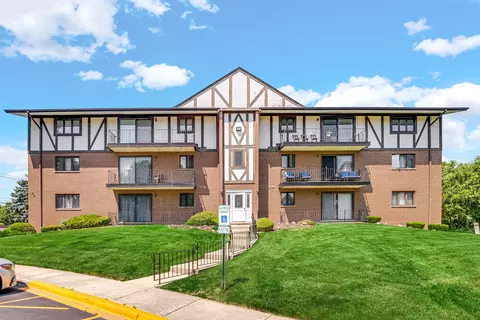 11000 S Theresa Cir #3D, Palos Hills, IL 60465