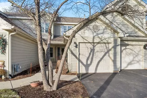 350 W Hamilton Ln, Palatine, IL 60067