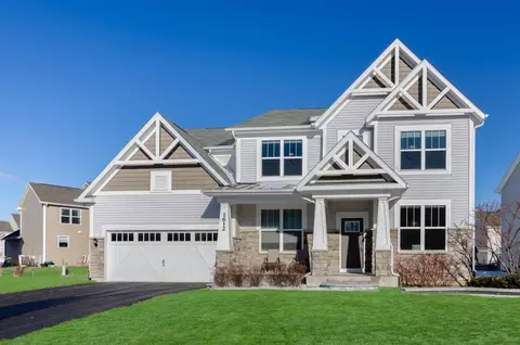 1612 Bayou Path Dr, Naperville, IL 60563
