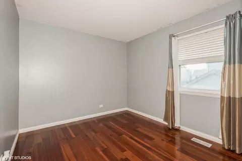 1681 Penny Ln, Bartlett, IL 60103 photo 9