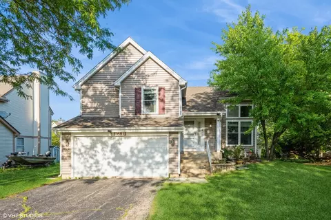 1681 Penny Ln, Bartlett, IL 60103