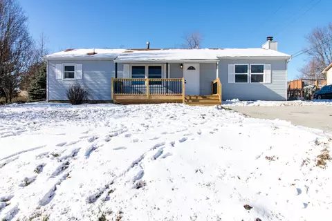 439 Priscilla Ln, Bloomington, IL 61704