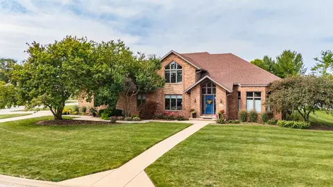 1815 Cardinal Ct, Pontiac, IL 61764
