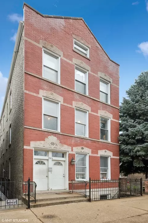 1024 W 32nd St #2, Chicago, IL 60608