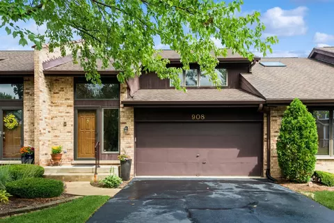 908 W 57th St, La Grange Highlands, IL 60525