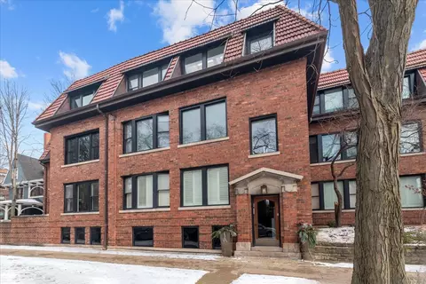 909 Michigan Ave #7, Evanston, IL 60202