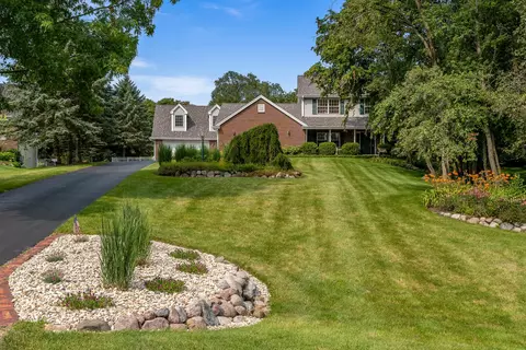 8067 Charissas Pl, Roscoe, IL 61073