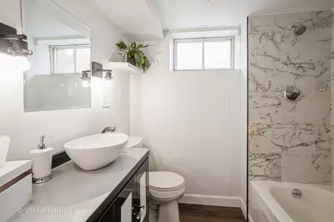 Bath - 5835 Burr Oak Ave, Berkeley, IL 60163 photo 3 of 3