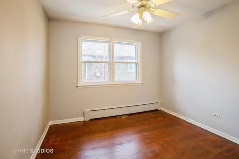 Bedroom - 5835 Burr Oak Ave, Berkeley, IL 60163 photo 2 of 3