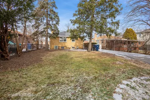 Exterior - 5835 Burr Oak Ave, Berkeley, IL 60163 photo 2 of 3