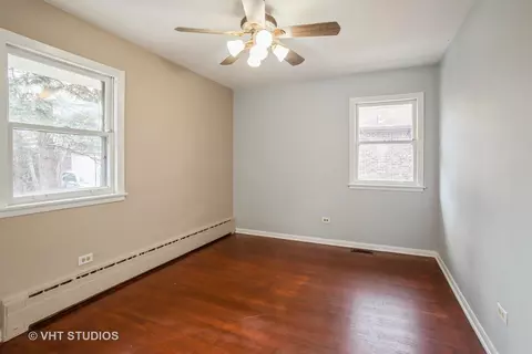 Bedroom - 5835 Burr Oak Ave, Berkeley, IL 60163 photo 1 of 3