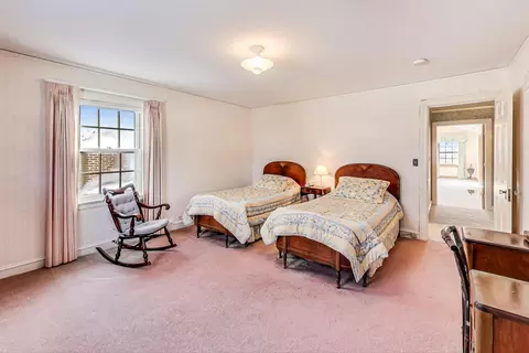 Bedroom - 1166 Cherry St, Winnetka, IL 60093 photo 5 of 6