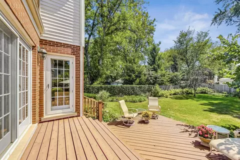 Exterior - 1166 Cherry St, Winnetka, IL 60093 photo 8 of 11