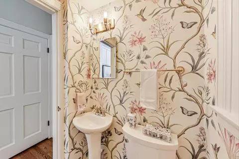 Bath - 1166 Cherry St, Winnetka, IL 60093 photo 1 of 5