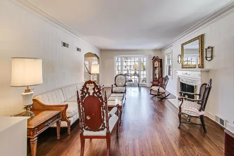Living - 1166 Cherry St, Winnetka, IL 60093 photo 1 of 6