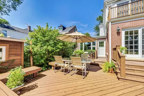 Exterior - 1166 Cherry St, Winnetka, IL 60093 photo 5 of 11