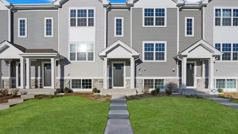 809 Briar Glen Ct, Hampshire, IL 60140